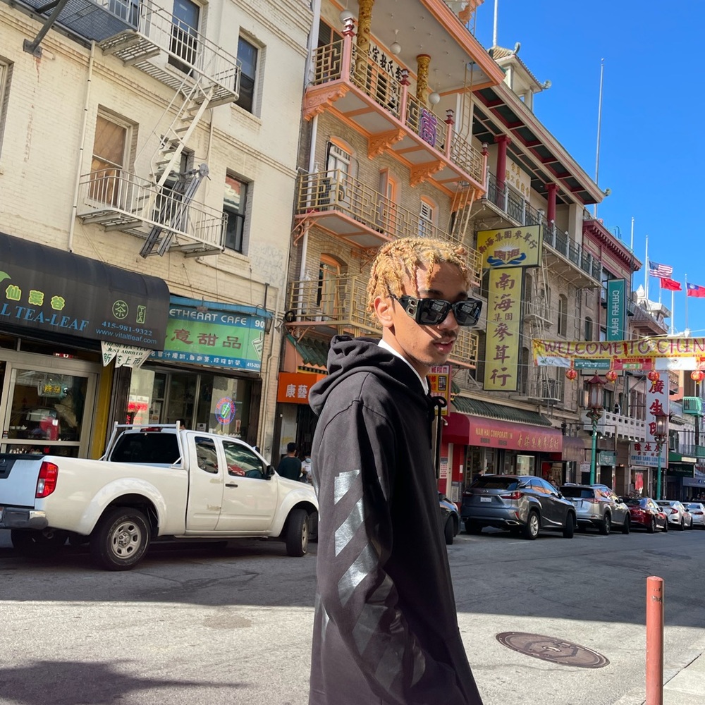 Meet your Posher, Toki